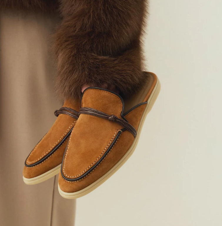 Suede Loafers Men - รองเท้าโลฟเฟอร์ผู้ชาย ดีไซน์หรูหรา สไตล์ตะวันออกกลาง พู่หนังกลับ หนังแท้ ปี