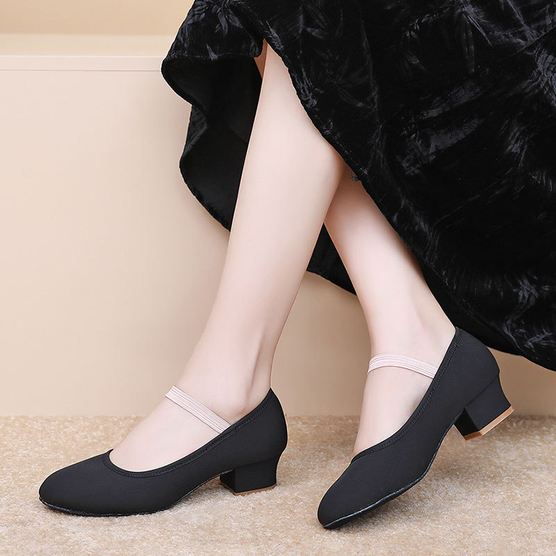 รองเท้าบัลเล่ต์สำหรับเต้นรำ รอ - Mens Fashion Sandals บทวิจารณ์และราคา