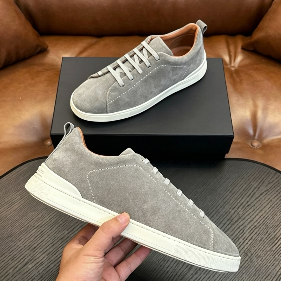 รองเท้าโลฟเฟอร์ทำมือ แบรนด์หรู - Suede Loafers Men บทวิจารณ์และราคา